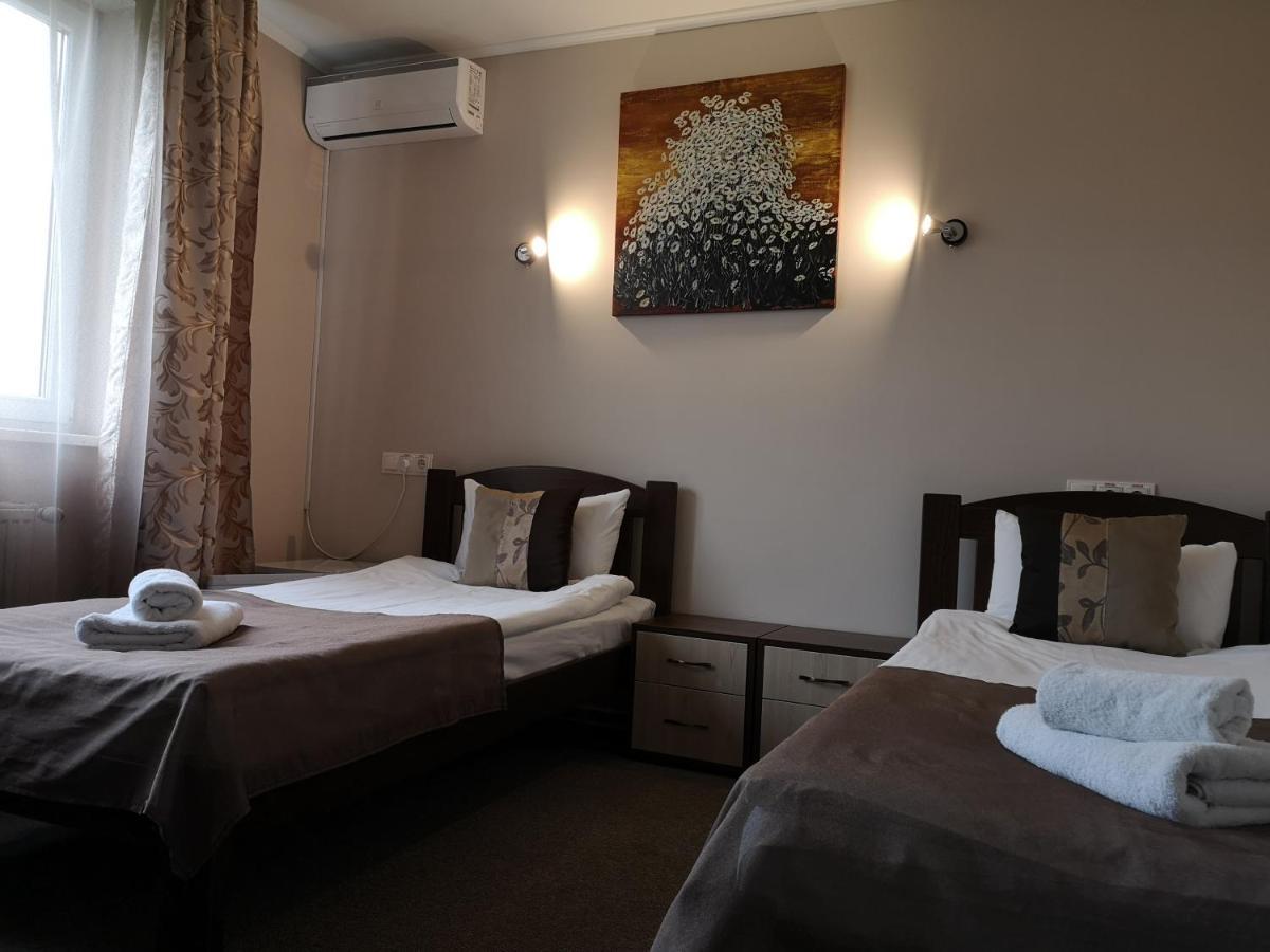 Orange Hotel Lviv Eksteriør billede